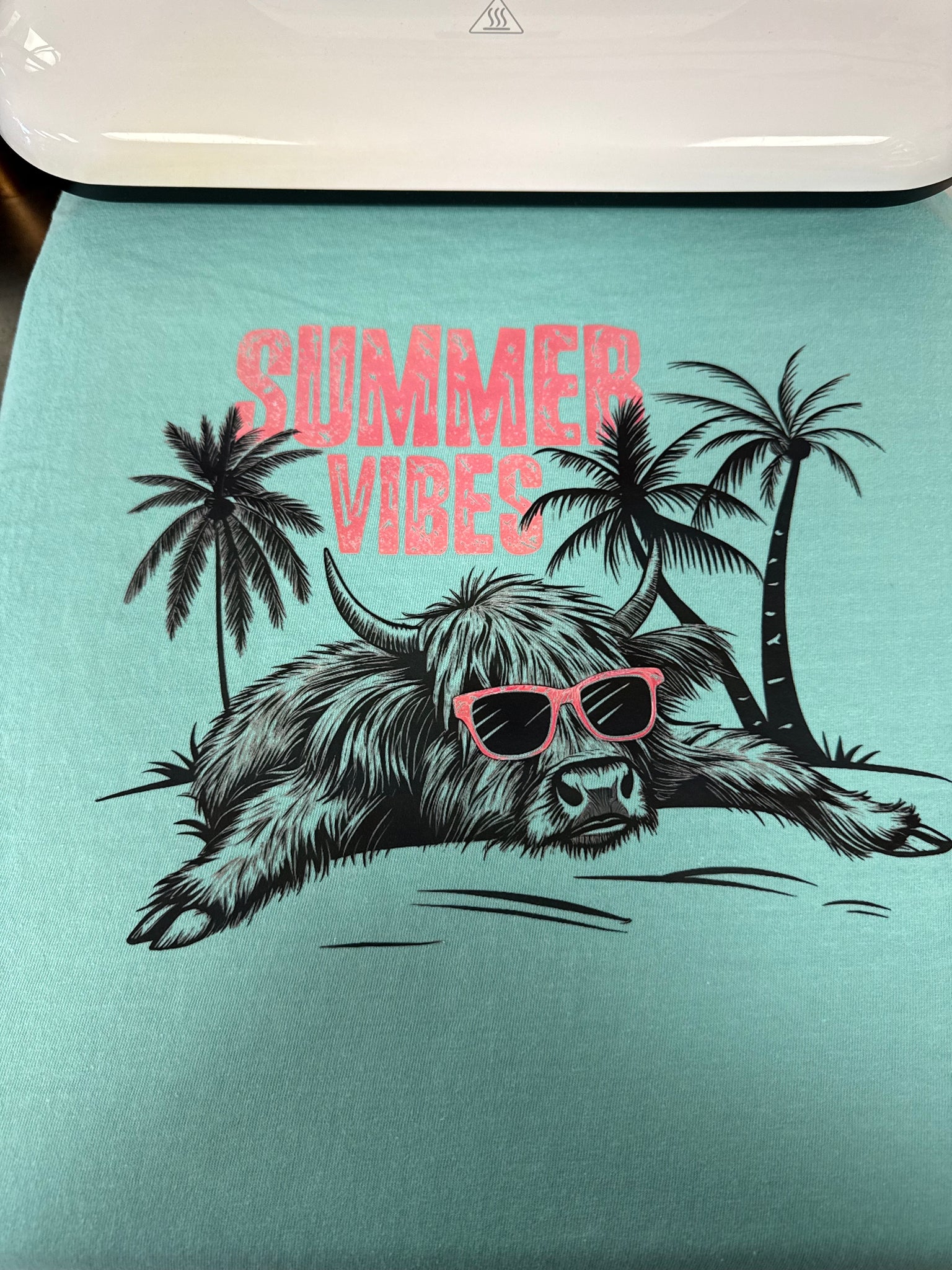 Summer Vibes Tee
