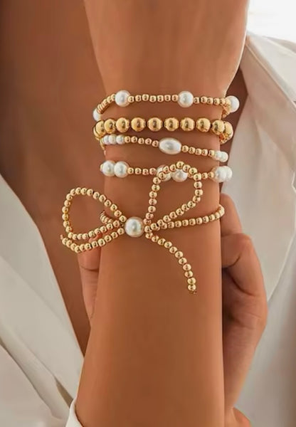 Gold Bow Bracelet Set