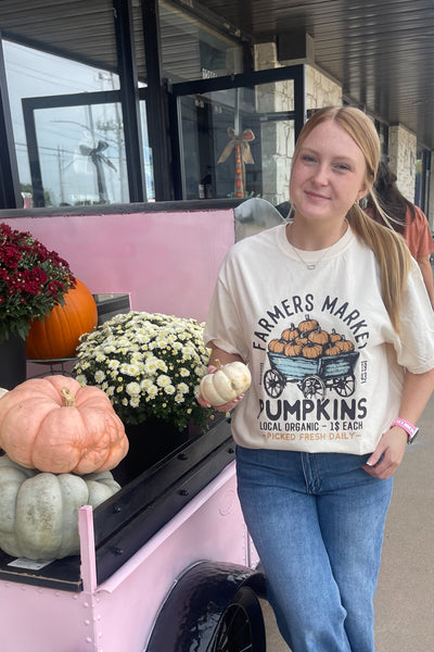 Pumpkin Farmers Market Tee