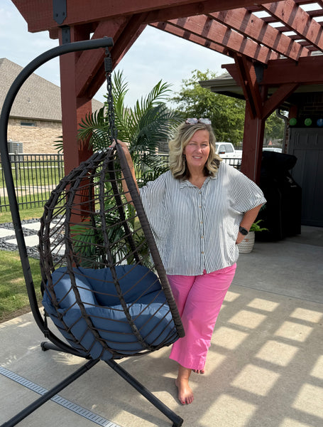 The Boardwalk Breeze Button-Up – Curvy