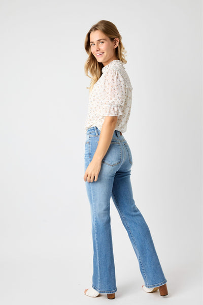 Judy Blue Midrise Bootcut Jeans