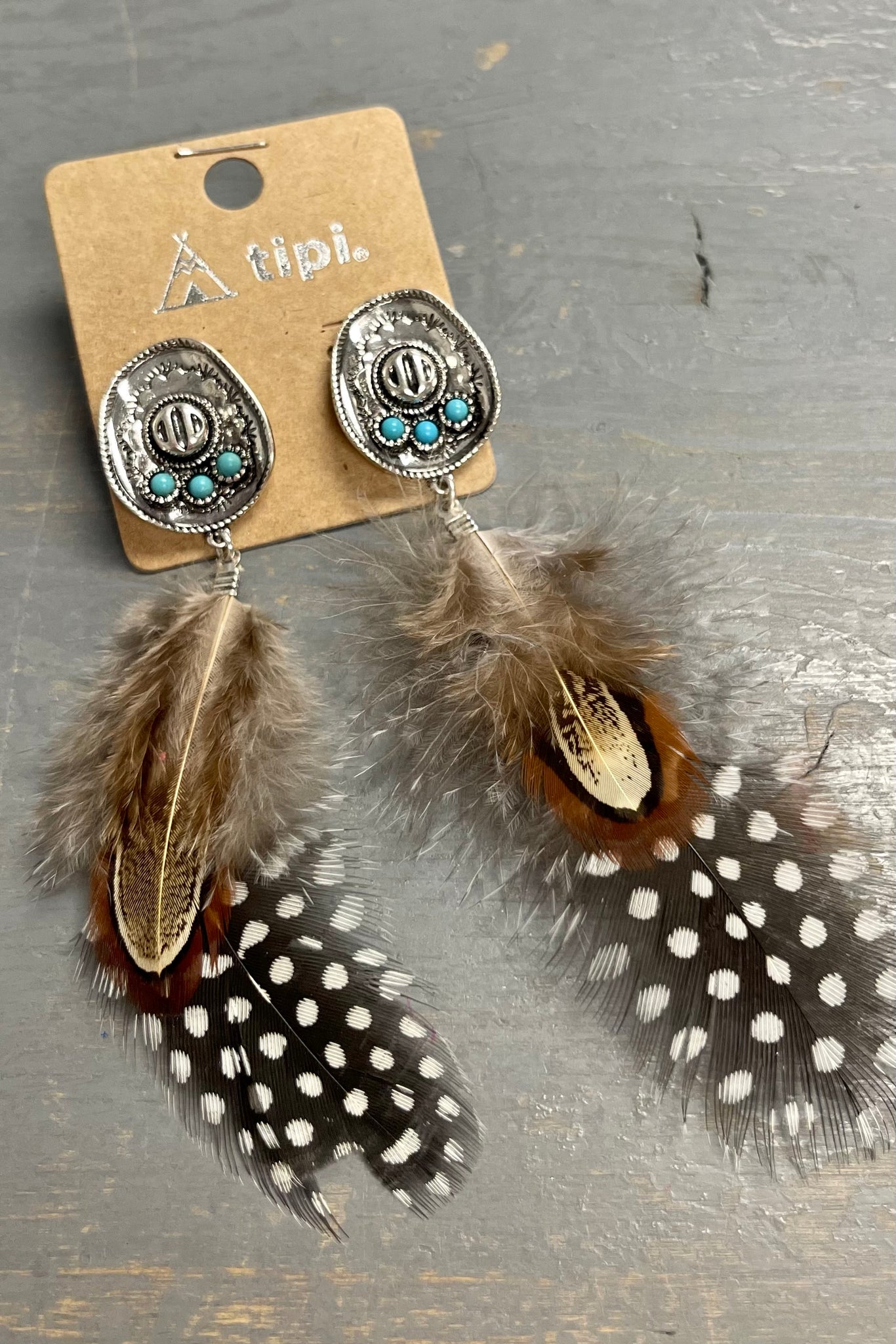 Kele Concho Hat & Feather Earrings