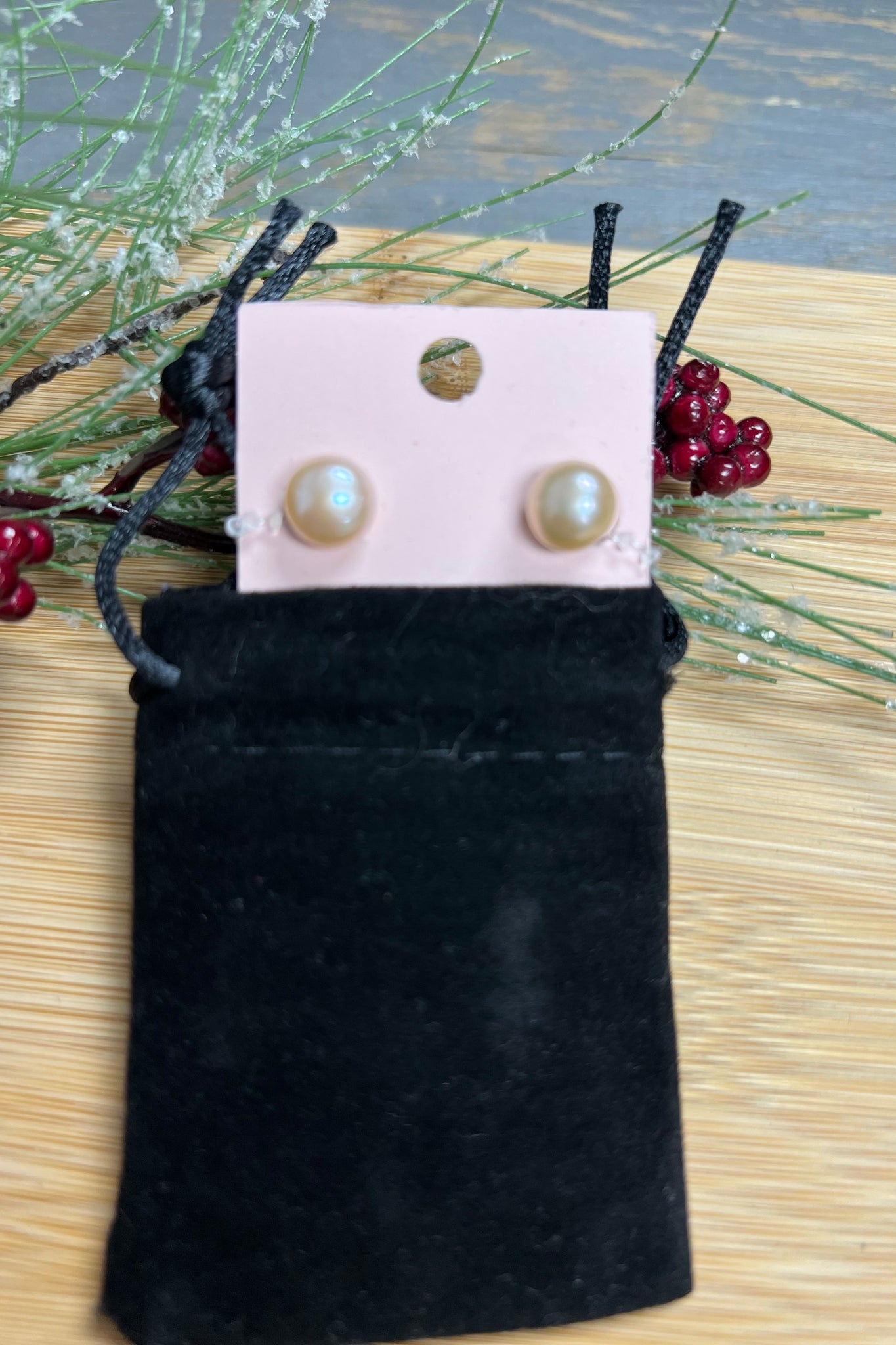 Eloise Pearl Studs